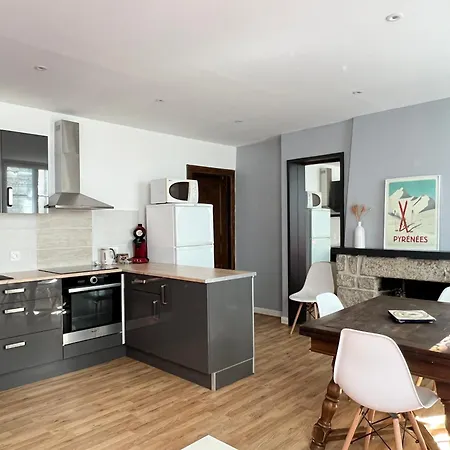 Au Coeur De Cauterets, T2 + Alcove. 4p. * קאוטרט